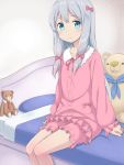  1girl arm_support bangs bed blue_eyes bow eromanga_sensei hair_bow izumi_sagiri kimagure_blue light_smile long_hair looking_at_viewer pajamas pink_bow pink_shorts shorts silver_hair sitting solo 