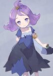  1girl :3 acerola_(pokemon) antenna_hair arm_behind_back armlet blue_eyes blush closed_mouth clover_hair_ornament collarbone cowboy_shot dusk_ball flat_chest forehead four-leaf_clover_hair_ornament grey_background hair_ornament holding holding_poke_ball looking_at_viewer outline poke_ball pokemon pokemon_(game) pokemon_sm purple_hair short_hair short_sleeves simple_background solo soto standing stitches tareme 