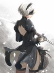  1girl black_dress black_hairband cowboy_shot dress grey_background hairband highres holding holding_sword holding_weapon kou_v05first looking_at_viewer looking_back nier_(series) nier_automata short_dress short_hair silver_hair solo standing sword thigh-highs weapon yorha_no._2_type_b 