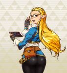  1girl ass blonde_hair eyebrows fingerless_gloves glasses gloves green_eyes hair_ornament hairclip highres hips long_hair looking_at_viewer looking_back open_mouth pointy_ears princess_zelda sheikah_slate solo the_legend_of_zelda the_legend_of_zelda:_breath_of_the_wild thighs wide_hips yakibuta_(shimapow) yellow-framed_eyewear 