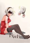  /\/\/\ 1girl 2b absurdres alternate_costume armband arms_between_legs bare_shoulders black_legwear blindfold breasts collar copyright_name grey_hair highres medium_breasts nier_(series) nier_automata pod_(nier_automata) short_hair sketch solo thigh-highs v_arms white_background worini yorha_no._2_type_b 