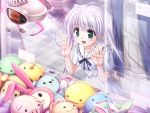  800x600 blush crane_game fortune_arterial game_cg green_eyes happy open_mouth tougi_shiro twintails ufo_catcher white_hair 