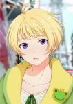  1boy blonde_hair earrings frog idolmaster idolmaster_side-m jewelry lips male_focus niki_(nikism1987) parted_lips pierre_(idolmaster) short_hair signature solo sparkle upper_body violet_eyes 