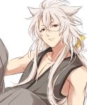 1boy animal_ears bangs commentary_request grin hair_between_eyes highres japanese_clothes kogitsunemaru long_hair looking_at_viewer male_focus parted_lips pink_eyes sekina simple_background smile solo touken_ranbu upper_body white_background white_hair