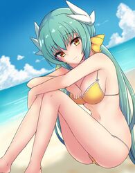  000_(jicasoe) barefoot beach bikini blue_sky breasts clouds dutch_angle eyebrows_visible_through_hair fate/grand_order fate_(series) green_hair hair_between_eyes hair_ornament hair_ribbon highres kiyohime_(fate/grand_order) kiyohime_(swimsuit_lancer)_(fate) long_hair looking_at_viewer medium_breasts navel ocean outdoors ribbon shiny shiny_skin sideboob sitting sky smile swimsuit very_long_hair yellow_bikini yellow_ribbon 