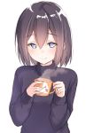  1girl bangs blue_eyes blue_sweater closed_mouth commentary_request cup eyebrows_visible_through_hair hair_between_eyes holding holding_cup long_sleeves looking_at_viewer original purple_hair short_hair simple_background smile solo suzunari_shizuku sweater upper_body white_background yuki_arare 