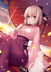  1girl artist_name bangs blonde_hair blue_eyes bow closed_mouth eyebrows_visible_through_hair fate_(series) food hair_bow hakama half_updo japanese_clothes kagami_mochi kimono koha-ace long_skirt looking_at_viewer necomi obi oriental_umbrella pink_kimono pleated_skirt purple_skirt sakura_saber sash short_hair signature sitting skirt solo umbrella wagashi 