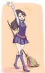  /\/\/\ 1girl :d arm_up bangs blunt_bangs boots broom brown_hair dress eyebrows_visible_through_hair full_body hair_tie highres holding holding_broom kagari_atsuko knee_boots little_witch_academia long_hair long_sleeves open_mouth orange_background orinpachu pinafore_dress purple_boots purple_dress red_eyes shirt simple_background smile solo topknot upper_teeth walking waving white_shirt 