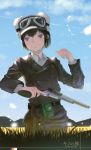  1girl bangs belt black_hair blue_sky blush closed_mouth clouds coat collared_shirt condensation_trail copyright_name goggles goggles_on_headwear grass hat highres kino kino_no_tabi long_sleeves looking_at_viewer outdoors reido_(reido_c) shirt short_hair sky solo standing violet_eyes white_shirt wing_collar 