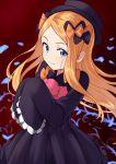  1girl abigail_williams_(fate/grand_order) bangs black_bow black_dress black_hat blonde_hair blue_eyes bow butterfly closed_mouth commentary_request dress fate/grand_order fate_(series) frilled_sleeves frills hair_bow hands_in_sleeves hat highres long_sleeves looking_at_viewer orange_bow parted_bangs red_background solo stuffed_animal stuffed_toy teddy_bear tsukiman 