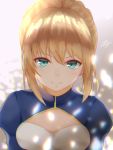  1girl artoria_pendragon_(all) blonde_hair eyebrows_visible_through_hair fate/stay_night fate_(series) green_eyes hair_between_eyes highres looking_at_viewer ramchi saber shiny shiny_skin short_hair_with_long_locks sidelocks signature smile solo upper_body 