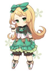  1girl ascot atelier_(series) atelier_shallie blonde_hair boots bow chibi closed_mouth commentary_request flipped_hair frilled_skirt frills full_body gloves green_ascot green_eyes green_skirt hair_bow hand_up highres kinakonato layered_skirt long_hair looking_at_viewer miruca_crotze shirt skirt solo standing white_background white_footwear white_gloves white_shirt 