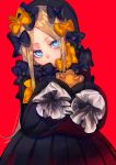  1girl abigail_williams_(fate/grand_order) absurdres black_bow black_dress black_hat blonde_hair blue_eyes bow bubble_skirt closed_mouth dress eyes_visible_through_hair fate/grand_order fate_(series) hair_bow hands_in_sleeves hat head_tilt highres long_hair long_sleeves looking_at_viewer mozu_1oo orange_bow red_background simple_background skirt solo stuffed_animal stuffed_toy teddy_bear upper_body 