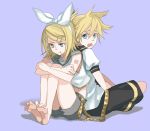  angry back-to-back back_to_back barefoot blonde_hair blue_eyes couple feet hair_ornament hair_ribbon hairclip kagamine_len kagamine_rin legs osamu_(jagabata) pout ribbon short_hair siblings soles twins vocaloid 