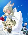  2girls animal_ears black_hair blonde_hair bow bowtie closed_eyes commentary_request common_raccoon_(kemono_friends) elbow_gloves extra_ears fur_trim gloves grey_hair kemono_friends lucky_beast_(kemono_friends) mailbox mountain multicolored_hair multiple_girls open_mouth pantyhose pine_tree puffy_short_sleeves puffy_sleeves raccoon_tail serval_(kemono_friends) serval_ears serval_print serval_tail short_sleeves snow_sculpture snowball snowball_fight spotted_hair tail thigh-highs tomato_(lsj44867) tree two-tone_hair white_legwear 