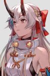  1girl armpits bangs bare_shoulders breasts bright_pupils closed_mouth detached_sleeves fate/grand_order fate_(series) grey_background hair_between_eyes hankuri headband horns long_hair medium_breasts red_eyes silver_hair simple_background slit_pupils solo tomoe_gozen_(fate/grand_order) upper_body 