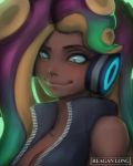  1girl absurdres artist_name bare_shoulders breasts cephalopod_eyes cleavage closed_mouth collarbone dark_skin green_eyes green_hair head_tilt headphones high_collar highres iida_(splatoon) lips long_hair looking_at_viewer multicolored_hair no_mole octarian pink_pupils purple_hair reagan_long smile solo splatoon splatoon_2 suction_cups tentacle_hair zipper 