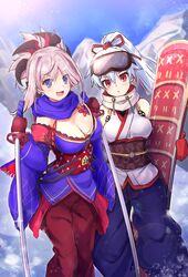  2girls absurdres armor blue_eyes blue_kimono bow breasts cleavage commentary_request detached_sleeves dual_wielding earrings fate/grand_order fate_(series) hachimaki hair_between_eyes hair_ornament headband highres holding holding_sword holding_weapon japanese_armor japanese_clothes jewelry katana kimono large_breasts long_hair looking_at_viewer magatama miyamoto_musashi_(fate/grand_order) multiple_girls obi pink_hair ponytail red_bow red_eyes samoore sash sheath short_kimono silver_hair sleeveless sleeveless_kimono sword tomoe_gozen_(fate/grand_order) unsheathed very_long_hair weapon white_kimono wide_sleeves 