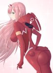  1girl aqua_eyes ass bangs bodysuit breasts darling_in_the_franxx dutch_angle eyebrows_visible_through_hair gradient gradient_background hair_between_eyes highres horns long_hair looking_at_viewer looking_to_the_side medium_breasts mentai_mayo parted_lips pilot_suit pink_background pink_hair profile red_bodysuit solo sparkle very_long_hair zero_two_(darling_in_the_franxx) 
