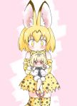  2girls animal_ears bare_legs bare_shoulders blonde_hair blush bow bowtie carrying dress_shoes elbow_gloves eyebrows_visible_through_hair full-face_blush gloves hair_bow highres kemono_friends long_sleeves multicolored_hair multiple_girls puffy_sleeves serval_(kemono_friends) serval_ears serval_print serval_tail short_hair silky_anteater_(kemono_friends) skirt tail thigh-highs uho_(uhoyoshi-o) vest 