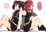  2girls :d back-to-back belt black_hair black_legwear black_skirt boots bow bracelet chains diamond_princess_no_yuuutsu earrings elbow_gloves elbow_on_knee gloves gold_chain hair_bow hand_holding hand_on_own_cheek jewelry knees_up love_live! love_live!_school_idol_project multiple_girls necktie nishikino_maki open_mouth red_bow red_eyes red_neckwear redhead rurika_seijin simple_background sitting skirt sleeveless smile tie_clip translation_request twintails white_background yazawa_nico yuri 