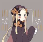  1girl abigail_williams_(fate/grand_order) bangs black_bow black_dress black_hat blonde_hair blue_eyes blush bow closed_mouth dress fate/grand_order fate_(series) forehead futong_jun grey_background hair_bow hand_up hat long_hair long_sleeves orange_bow parted_bangs polka_dot polka_dot_bow sleeves_past_fingers sleeves_past_wrists solo very_long_hair 