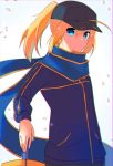  1girl ahoge artoria_pendragon_(all) baseball_cap blonde_hair blue_eyes blue_scarf blurry blurry_background commentary_request excalibur fate/grand_order fate_(series) hand_on_hilt hat highres holding holding_sword holding_weapon jacket long_sleeves looking_at_viewer mysterious_heroine_x nyokichi_(nyokitto!) ponytail purple_jacket scarf solo standing sword upper_body weapon 