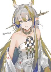  1girl arknights artist_name bare_shoulders blonde_hair blue_hair dragon_girl dragon_horns eastern_dragon_horns grey_eyes grey_hair hair_ornament hairpin highres horns jacket jewelry long_hair looking_at_viewer multicolored_hair necklace off_shoulder parted_lips pointy_ears shu_(arknights) simple_background solo strapless streaked_hair tktktk0609 tube_top twitter_username upper_body white_background white_jacket white_tube_top 