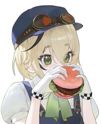  1girl ascot blonde_hair blue_hat blue_overalls burger checkered_gloves dooby_(vtuber) food gloves goggles goggles_on_headwear green_ascot green_eyes hat highres holding holding_food indie_virtual_youtuber multicolored_hair overalls puffy_short_sleeves puffy_sleeves shirt short_hair short_sleeves solo streaked_hair virtual_youtuber white_background white_gloves white_shirt yasumigohan 