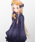  1girl abigail_williams_(fate/grand_order) absurdres bangs black_bow black_dress black_hat blonde_hair blue_eyes bow butterfly closed_mouth commentary_request dress fate/grand_order fate_(series) forehead grey_background hair_bow hat highres insect long_hair long_sleeves looking_at_viewer no_hat no_headwear object_hug orange_bow parted_bangs polka_dot polka_dot_bow shikiama simple_background sleeves_past_fingers sleeves_past_wrists solo stuffed_animal stuffed_toy teddy_bear very_long_hair 