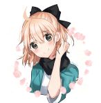  1girl ahoge black_bow black_scarf blonde_hair blush bow closed_mouth commentary english_commentary eyebrows_visible_through_hair fate_(series) hair_bow head_tilt koha-ace looking_at_viewer mochii okita_souji_(fate) scarf short_hair signature smile solo upper_body white_background 