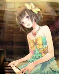 :d absurdres ahoge bow brown_eyes brown_hair collarbone dress green_dress hair_bow highres indoors instrument jewelry music necklace open_mouth piano playing_instrument school_fanfare short_hair sitting sleeveless sleeveless_dress smile solo_focus sparkle stage strapless strapless_dress yellow_bow 