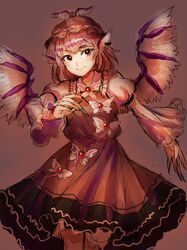  1girl brown_background brown_eyes brown_hair claws dress earrings feathered_wings fingernails hat highres jewelry kuya_(hey36253625) long_fingernails looking_at_viewer mystia_lorelei pink_eyes pink_hair red_eyes sharp_fingernails short_hair smile solo touhou wing_ears winged_hat wings 