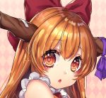  1girl argyle argyle_background bare_shoulders blush bow commentary_request eyebrows_visible_through_hair hair_between_eyes hair_bow highres horn_ribbon horns ibuki_suika kyouda_suzuka long_hair oni oni_horns orange_eyes orange_hair parted_lips pink_background purple_ribbon red_bow ribbon solo touhou upper_body 