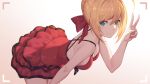  1girl bangs blonde_hair bow braid breasts closed_mouth commentary_request eyebrows_visible_through_hair fate/extra fate_(series) from_side gradient gradient_background green_eyes hair_bow highres leaning_forward legs_together looking_at_viewer medium_breasts nero_claudius_(fate) nero_claudius_(fate)_(all) nian pose red_bow red_eyes sidelocks smile solo standing v viewfinder 