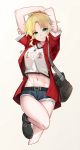  1girl arms_behind_head bag blonde_hair blush boots cutoff_jeans cutoffs fate/apocrypha fate/grand_order fate_(series) green_eyes hair_ornament hair_scrunchie highres jacket jewelry kamoboko leg_up looking_at_viewer mordred_(fate) mordred_(fate)_(all) necklace open_clothes open_jacket print_shirt red_jacket satchel scrunchie shirt short_shorts shorts solo 