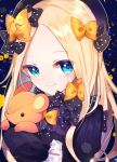  1girl abigail_williams_(fate/grand_order) aya_(aya_op10s) bangs black_bow black_dress black_hat blonde_hair blue_eyes blush bow closed_mouth commentary_request dress eyebrows_visible_through_hair fate/grand_order fate_(series) forehead hair_bow hat long_hair long_sleeves looking_at_viewer object_hug orange_bow parted_bangs polka_dot polka_dot_bow sleeves_past_fingers sleeves_past_wrists smile solo stuffed_animal stuffed_toy teddy_bear upper_body very_long_hair 