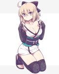  1girl ahoge arm_guards bare_shoulders black_bow black_legwear blonde_hair bow breasts chan_co collarbone eyebrows_visible_through_hair fate/grand_order fate_(series) hair_between_eyes hair_bow half_updo japanese_clothes kimono kneeling large_breasts looking_at_viewer obi off_shoulder okita_souji_(fate) sandals sash short_hair short_kimono simple_background sleeveless sleeveless_kimono solo thigh-highs toeless_legwear white_background white_kimono zettai_ryouiki 