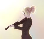  1girl blonde_hair braid commentary_request fate/grand_order fate_(series) formal french_braid hair_ornament hair_scrunchie instrument mordred_(fate) mordred_(fate)_(all) music playing_instrument ponytail recho scrunchie short_hair solo suit violin 