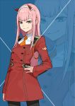  darling_in_the_franxx eyeshadow green_eyes hairband hand_on_hip horns makeup oni_horns pink_hair red_horns smile straight_hair uniform white_hairband yuu_(higashi_no_penguin) zero_two_(darling_in_the_franxx) 