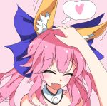  1girl animal_ears bare_shoulders blue_ribbon blush closed_eyes commentary fate/grand_order fate_(series) fox_ears hair_ribbon happy heart open_mouth petting pink_background pink_hair ribbon simple_background solo speech_bubble tamamo_(fate)_(all) vanna 
