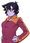  1girl black_hair eyebrows_visible_through_hair frown hands_on_hips highres horns ittla jacket long_sleeves looking_away oni_horns orange_eyes original pointy_ears purple_skin short_hair simple_background sleeves_past_wrists slit_pupils solo thick_eyebrows ume_(ittla) upper_body white_background 