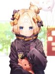 1girl abigail_williams_(fate/grand_order) artist_name balloon bangs black_bow black_jacket blonde_hair blue_eyes blurry blurry_background blush bow commentary_request depth_of_field fate/grand_order fate_(series) fou_(fate/grand_order) hair_bow hair_bun highres holding holding_balloon jacket long_hair long_sleeves looking_at_viewer object_hug orange_bow parted_bangs parted_lips polka_dot polka_dot_bow rosuuri sleeves_past_fingers sleeves_past_wrists solo stuffed_animal stuffed_toy teddy_bear watermark web_address 
