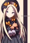  1girl abigail_williams_(fate/grand_order) bangs black_bow black_dress black_hat blonde_hair blue_eyes bow closed_mouth commentary_request dress eyebrows_visible_through_hair fate/grand_order fate_(series) forehead hair_bow hat head_tilt long_hair long_sleeves looking_at_viewer object_hug orange_bow parted_bangs polka_dot polka_dot_bow sleeves_past_fingers sleeves_past_wrists smile solo stuffed_animal stuffed_toy teddy_bear very_long_hair yuipumo 