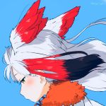  1girl bangs bird_wings black_hair blush fur_collar hair_blowing head_wings headshot japanese_crested_ibis_(kemono_friends) kemono_friends multicolored_hair neck_ribbon profile redhead ribbon short_hair sidelocks solo turbo_engine_(rakugaki_tabo) white_hair wings yellow_eyes 