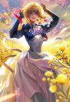  1girl arms_up blonde_hair blue_eyes blue_jacket blue_sky brooch buckle clouds dress field flower flower_field gloves hair_between_eyes hair_intakes hair_ribbon highres jacket jewelry red_ribbon ribbon skirt sky smile standing strap violet_evergarden violet_evergarden_(character) white_dress white_neckwear white_skirt yang_fan 