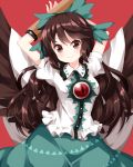  1girl arm_cannon arms_behind_head arms_up bird_wings bow brown_eyes brown_hair brown_wings cape frilled_shirt_collar frills green_bow green_skirt hair_bow highres long_hair looking_at_viewer puffy_short_sleeves puffy_sleeves red_background reiuji_utsuho ruu_(tksymkw) shirt short_sleeves simple_background skirt smile solo third_eye touhou very_long_hair weapon white_cape white_shirt wings 