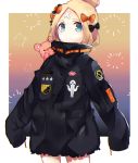  1girl abigail_williams_(fate/grand_order) bangs black_bow black_jacket blonde_hair blue_background blue_eyes bow brown_background closed_mouth commentary_request crossed_bandaids fate/grand_order fate_(series) gradient gradient_background hair_bow hair_bun heroic_spirit_traveling_outfit highres jacket key light_smile long_hair long_sleeves object_hug orange_bow parted_bangs polka_dot polka_dot_bow sleeves_past_fingers sleeves_past_wrists solo star stuffed_animal stuffed_toy teddy_bear tousei white_background 