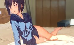  1girl bare_legs barefoot highres kinta_(distortion) no_pants original panties solo underwear 