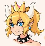  1girl bare_shoulders blonde_hair blue_eyes bowsette collar crown earrings fang_out highres horns jewelry looking_at_viewer super_mario_bros. new_super_mario_bros._u_deluxe night_(a52a52520) nintendo pointy_ears ponytail simple_background smile solo spiked_collar spikes super_crown upper_body 